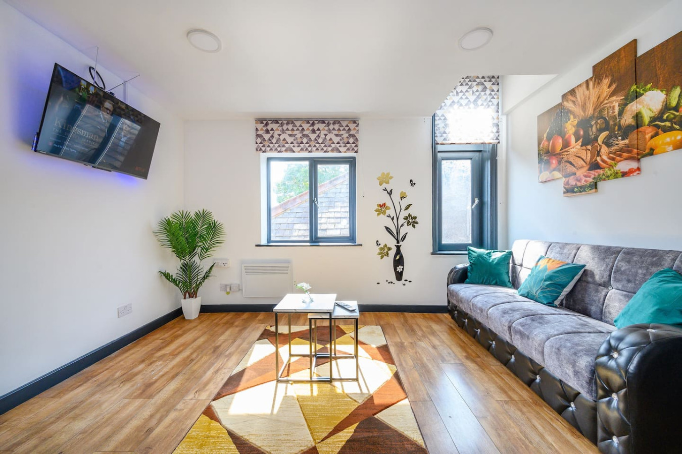 *F10GH* For relaxed & Cosy stay/Free Parking/WiFi in Greenhill House, 1 Green Hill Road - Property image 13 - VivreStays