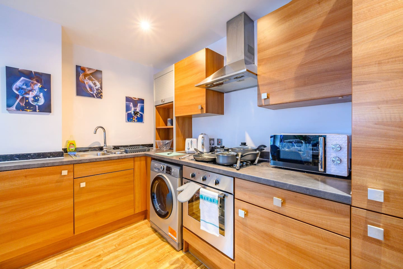 *138CS* For your most relaxed stay & free parking in 138 Chapel St, Salford M3 6AF, UK - Property image 19 - VivreStays