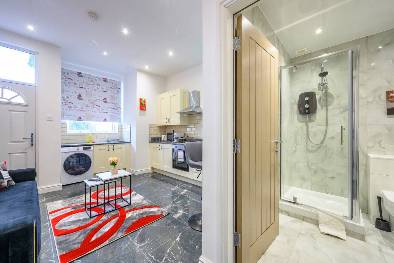 *75ACR* Setup for your relaxed & amazing stay in Cemetery Road - Property image 12 - VivreStays