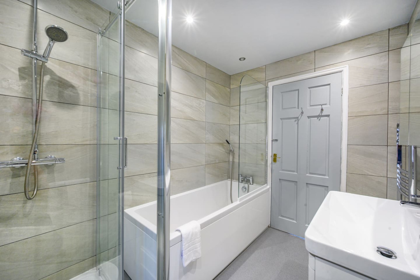 -VL- Stylish & Relaxed Stay/Free Parking/Free WiFi in 51 Vesper Lane - Property image 26 - VivreStays