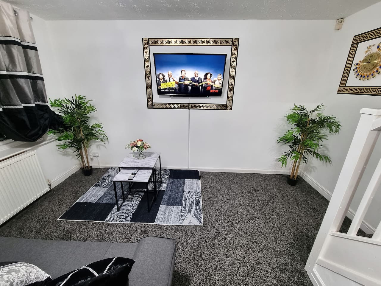 For Your most relaxed and cosy stay in 17 Chatsworth Mews, Morley, Leeds LS27 8AB, UK - Property image 6 - VivreStays