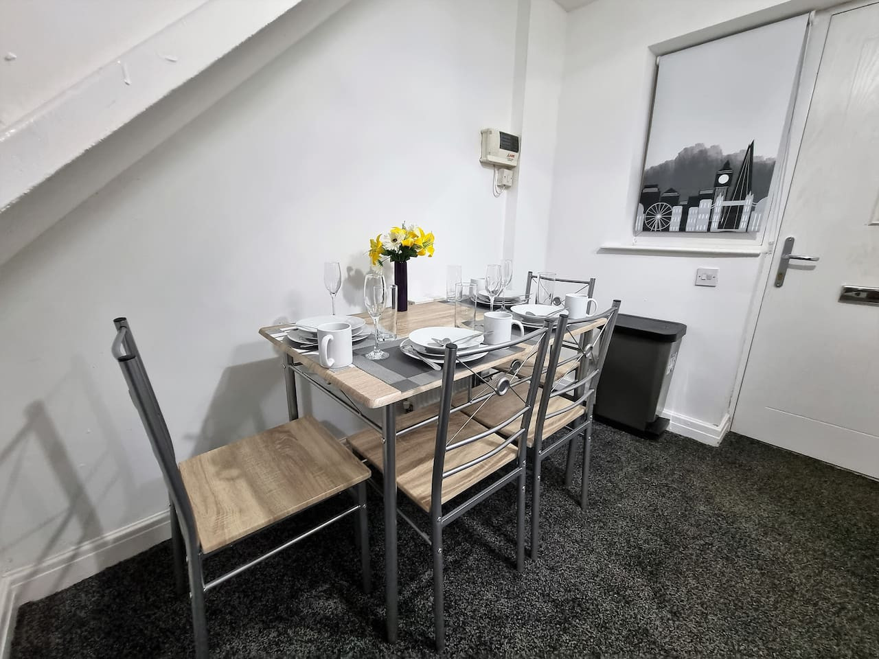 For Your most relaxed and cosy stay in 17 Chatsworth Mews, Morley, Leeds LS27 8AB, UK - Property image 8 - VivreStays