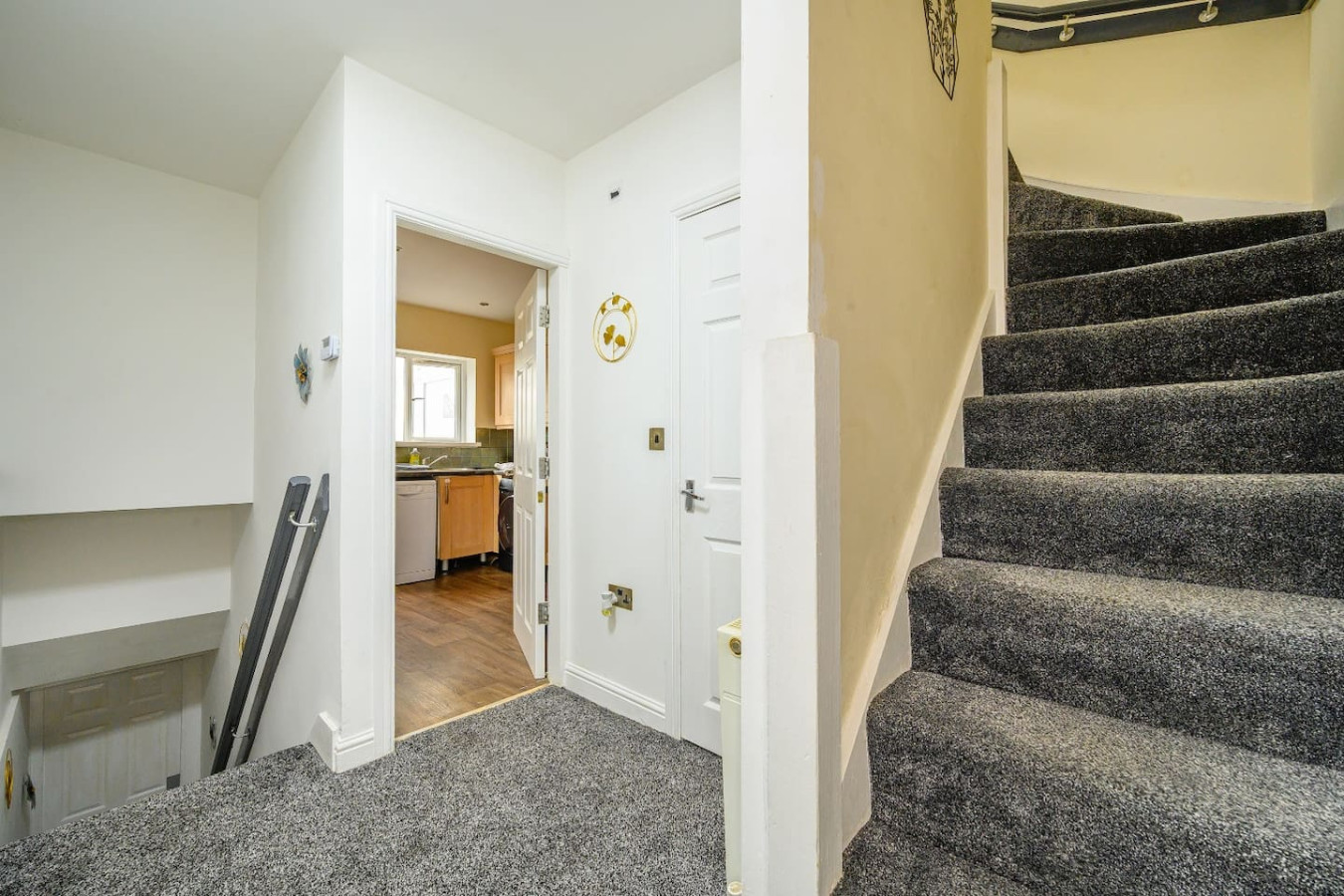 H17A Cosy & Welcoming home in 17a Fountain Street - Property image 20 - VivreStays