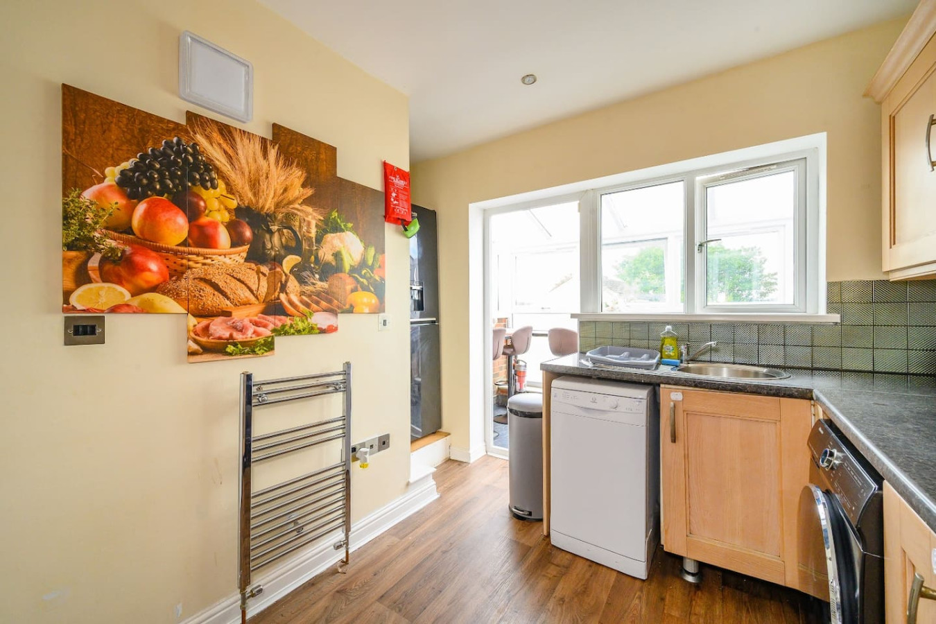 H17A Cosy & Welcoming home in 17a Fountain Street - Property image 13 - VivreStays