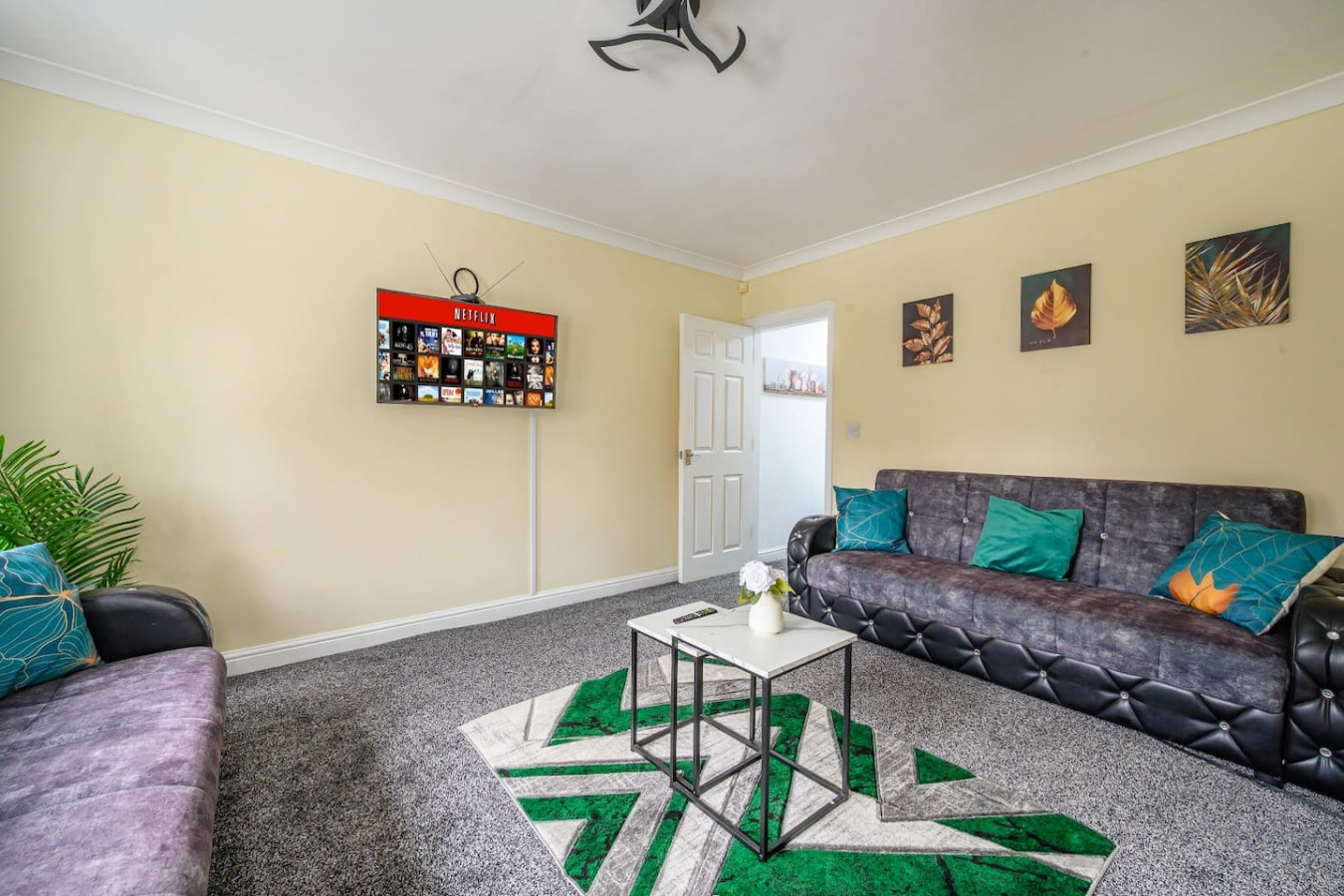 H17A Cosy & Welcoming home in 17a Fountain Street - Property image 10 - VivreStays
