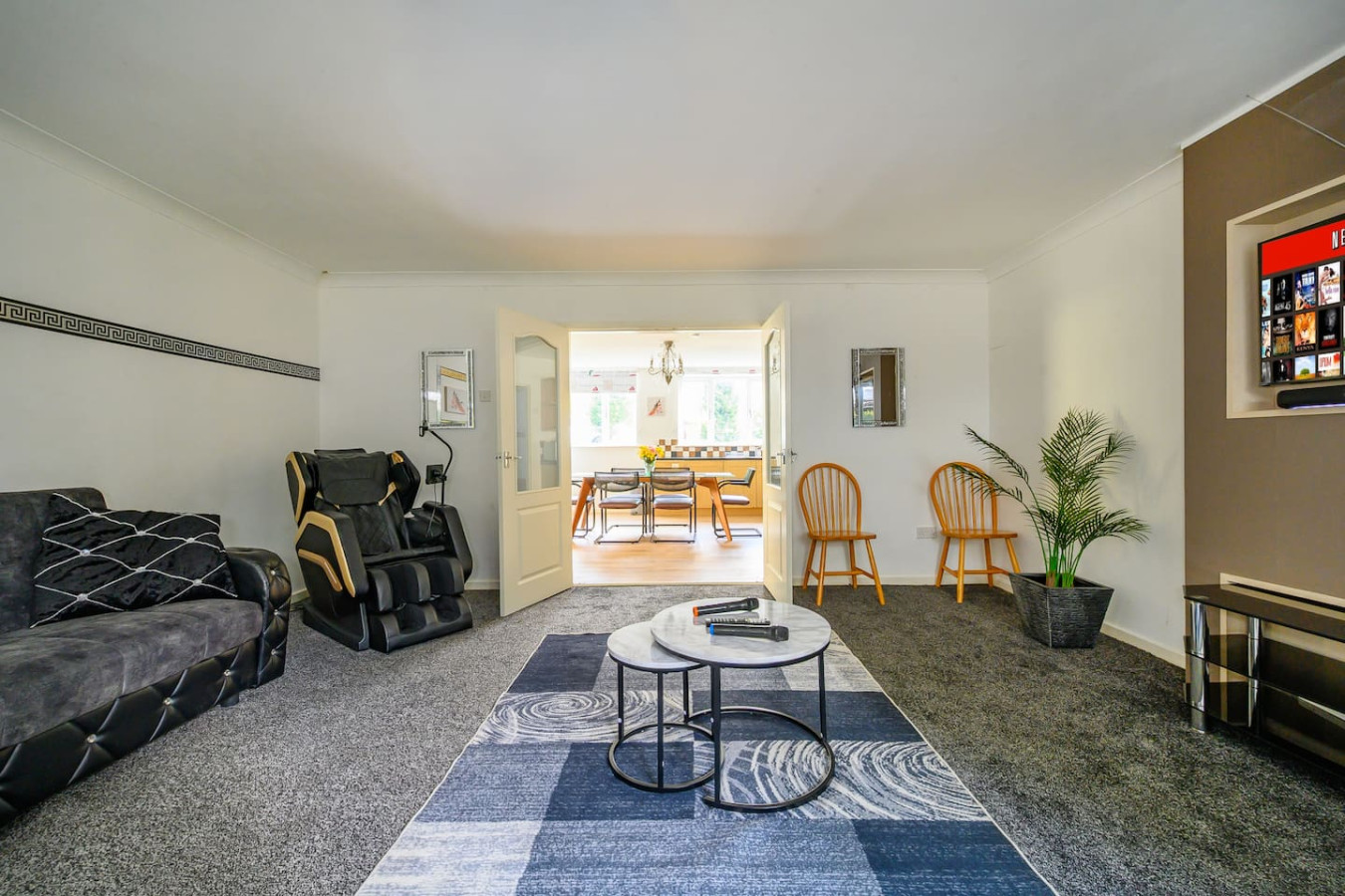 Spacious Standalone Home in West Yorkshireconti in 3 Scott Hall Drive - Property image 12 - VivreStays
