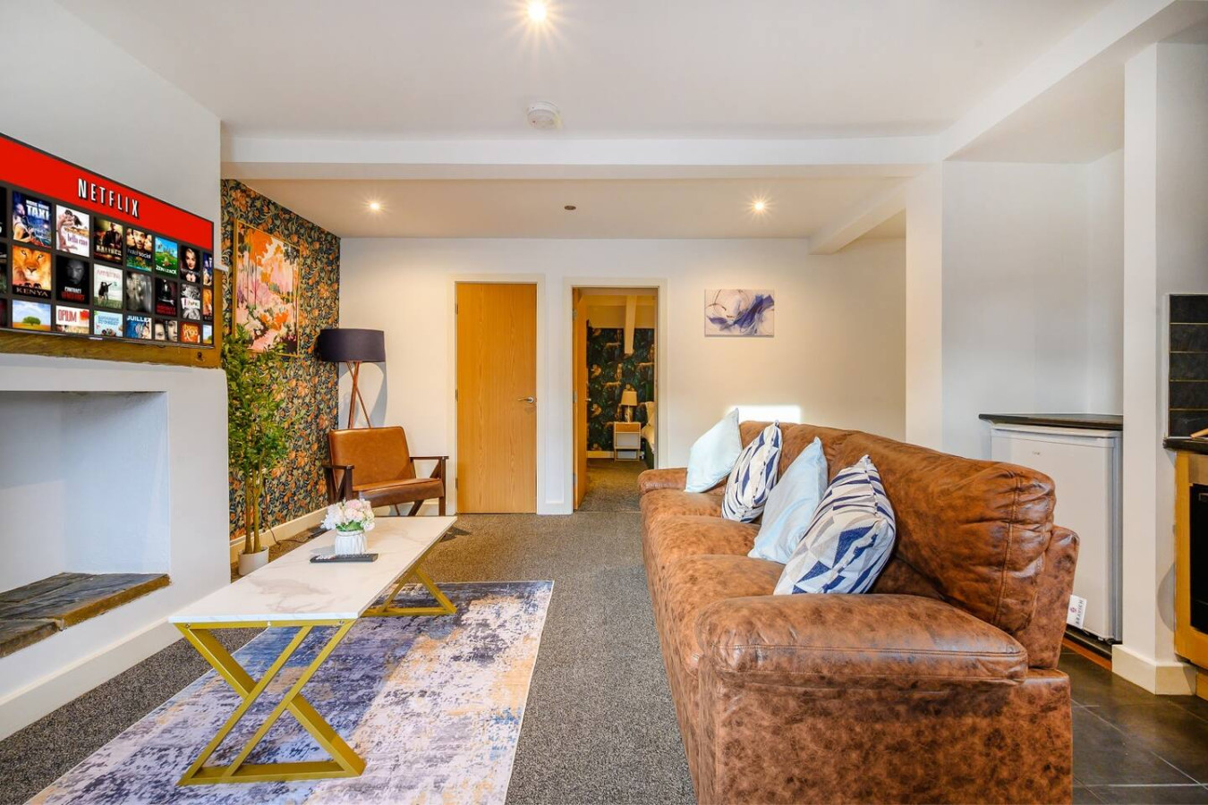 For Your most relaxed and cosy stay in 611 Wakefield Road - Property image 10 - VivreStays