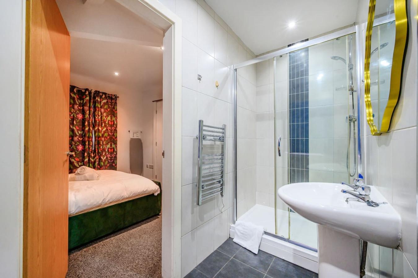 For Your most relaxed and cosy stay in 611 Wakefield Road - Property image 19 - VivreStays
