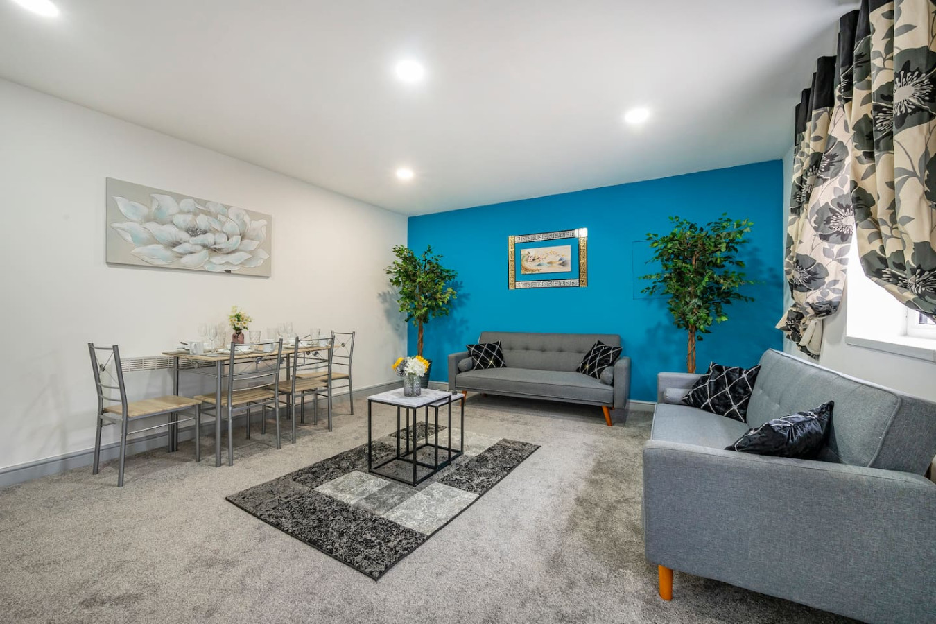 Innovative & Calming Retreat in 165 Cross Flatts Grove, Beeston, Leeds LS11 7BR, UK - Property image 6 - VivreStays