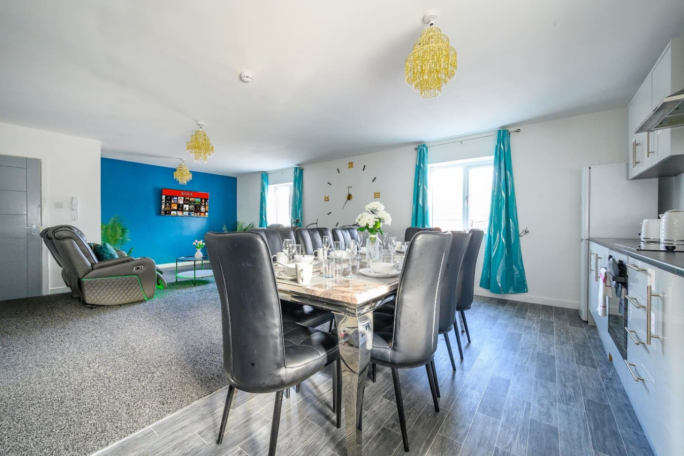*th2* for your lovely and cosy stay in 440 Bradford Road - Property image 22 - VivreStays