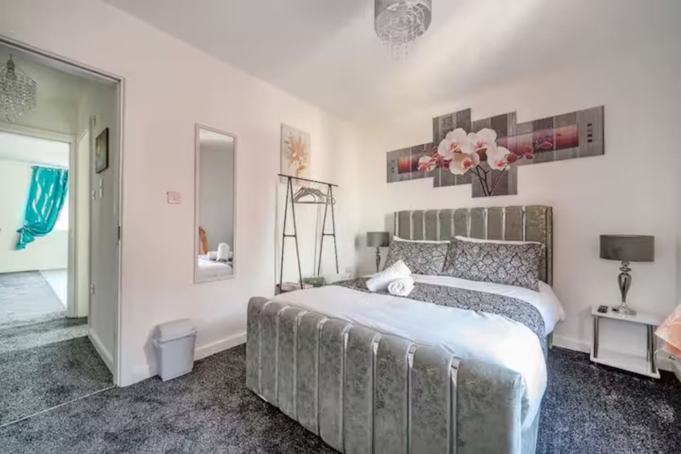 *th2* for your lovely and cosy stay in 440 Bradford Road - Property image 7 - VivreStays