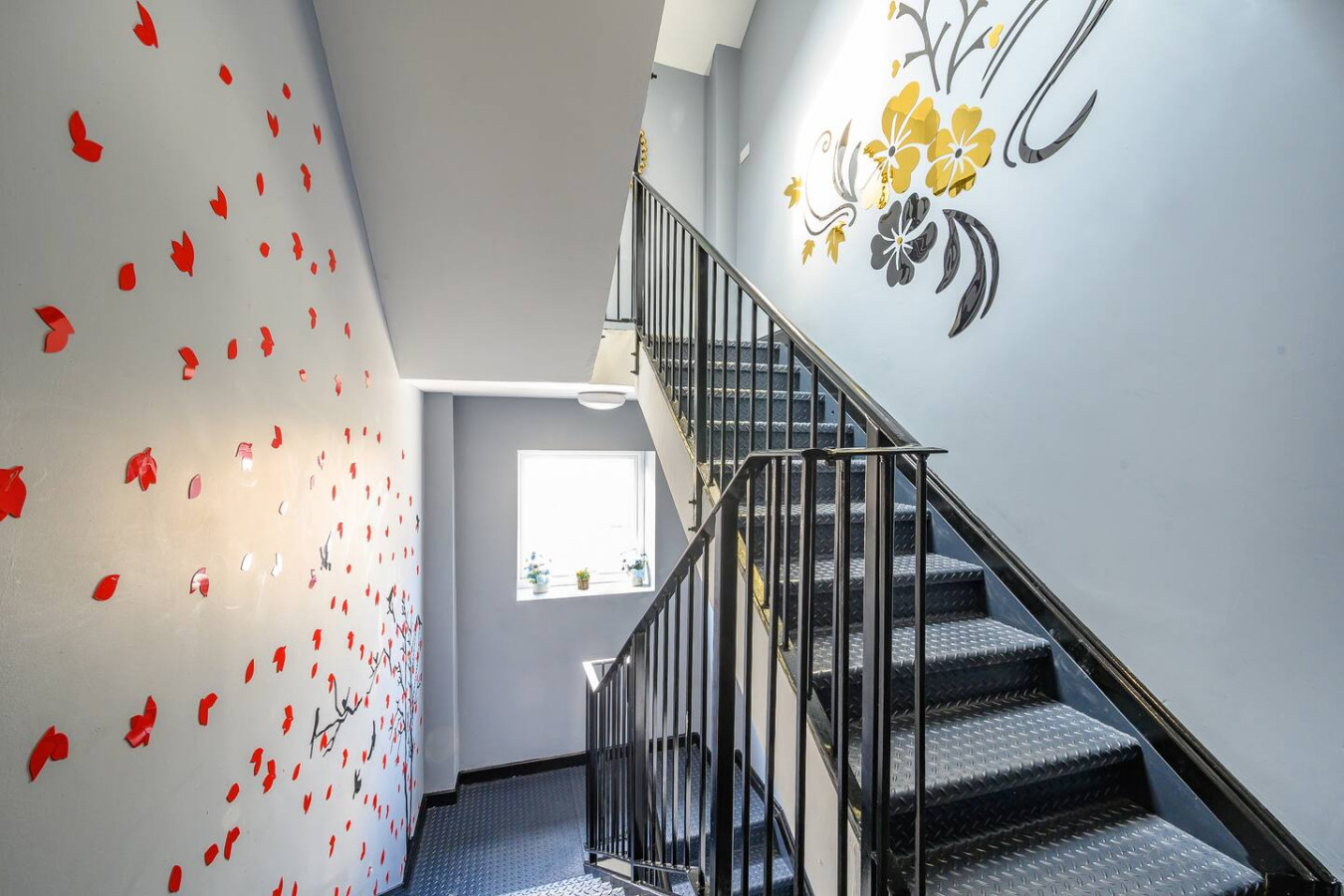 *1ht* For your relaxed & Cosy stay in 421 Bradford Road - Property image 111 - VivreStays
