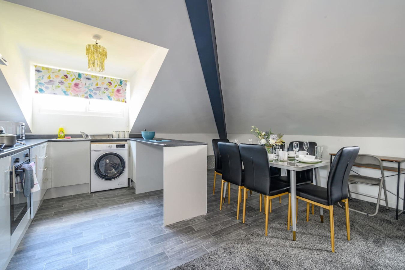 *1ht* For your relaxed & Cosy stay in 421 Bradford Road - Property image 109 - VivreStays