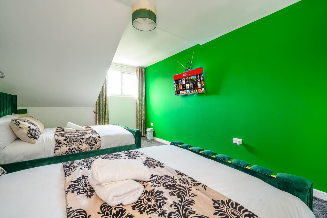 *1ht* For your relaxed & Cosy stay in 421 Bradford Road - Property image 34 - VivreStays