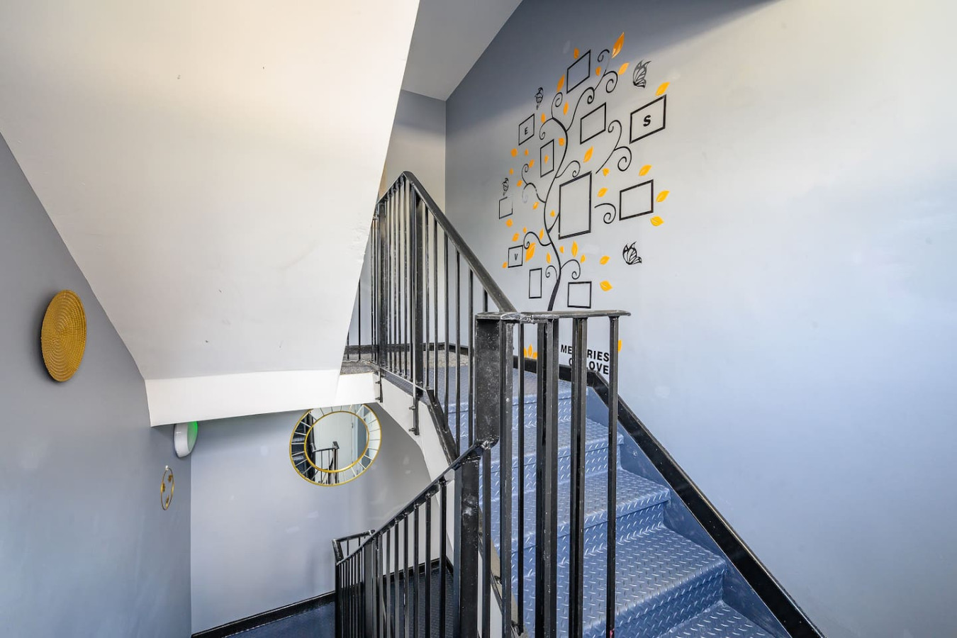 *1ht* For your relaxed & Cosy stay in 421 Bradford Road - Property image 189 - VivreStays