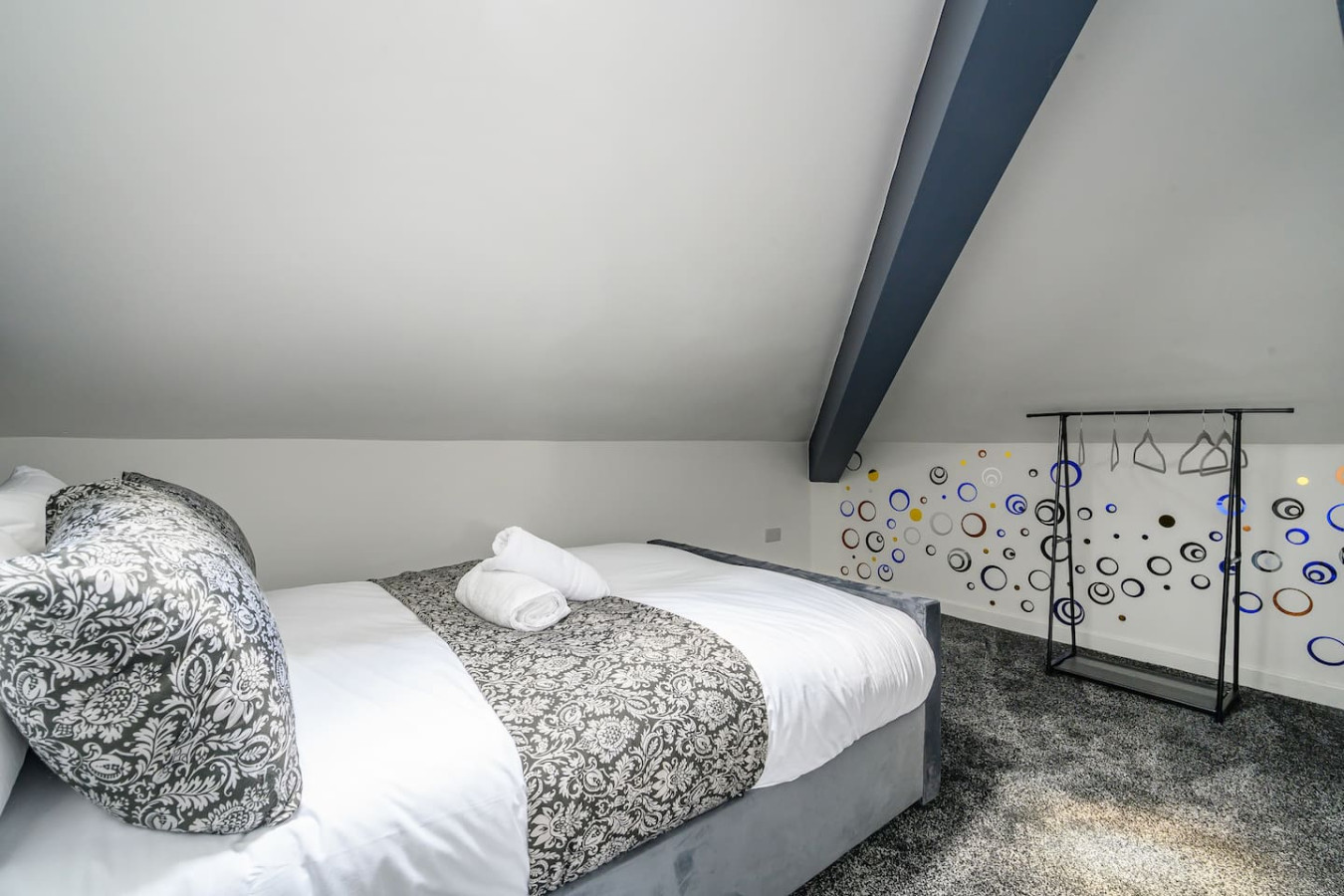 *1ht* For your relaxed & Cosy stay in 421 Bradford Road - Property image 166 - VivreStays