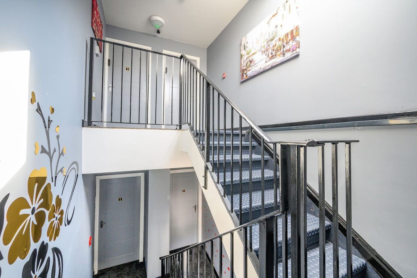 *1ht* For your relaxed & Cosy stay in 421 Bradford Road - Property image 106 - VivreStays