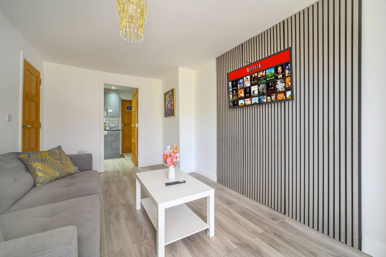 Soothing and Welcoming Stay in West Yorkshire in 17 Northgate - Property image 13 - VivreStays