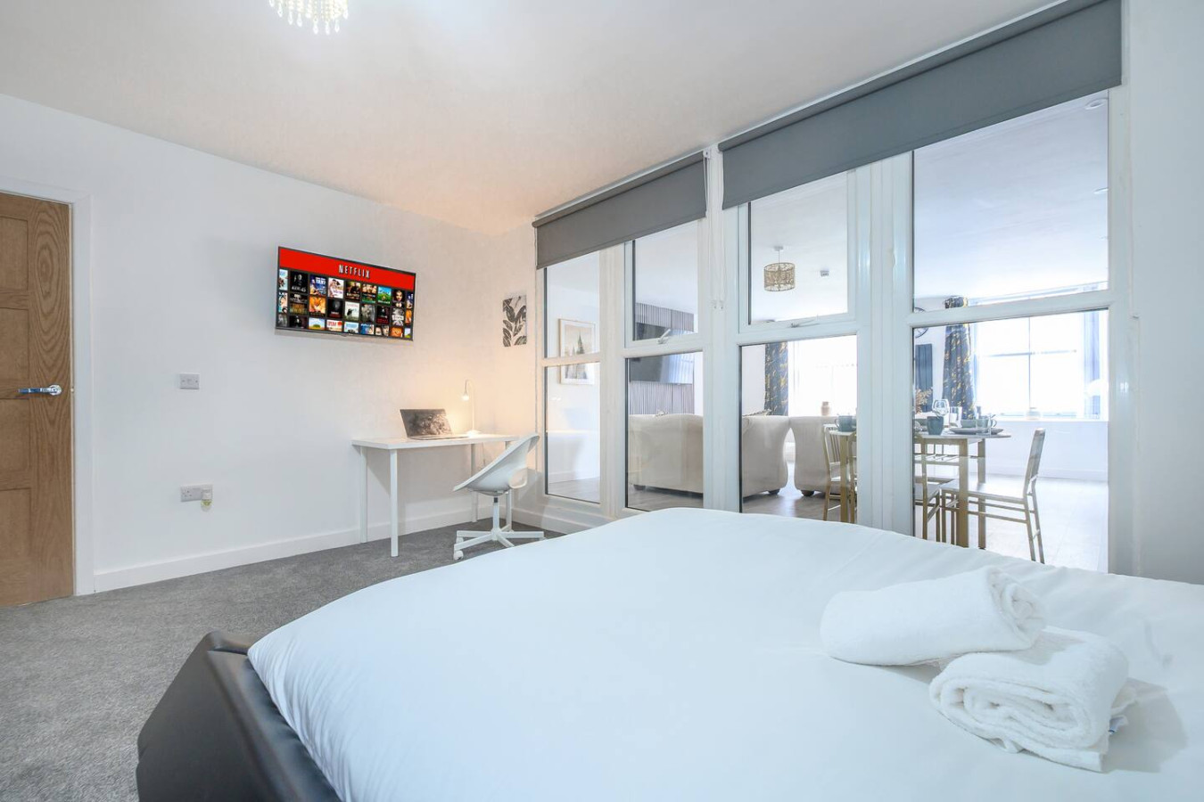 Comfortable and Grand Stay in City Centre in 17 Northgate - Property image 30 - VivreStays