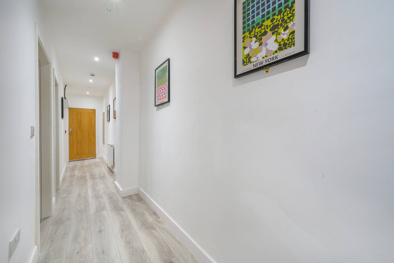 Comfortable and Grand Stay in City Centre in 17 Northgate - Property image 22 - VivreStays