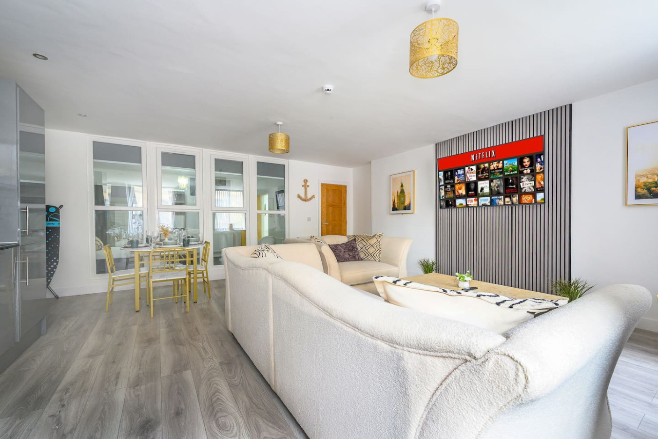 Comfortable and Grand Stay in City Centre in 17 Northgate - Property image 2 - VivreStays