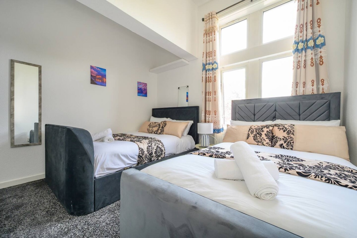 12GH - Soothing & Cosy Stay in Green Hill House, 1 Green Hill Road - Property image 2 - VivreStays