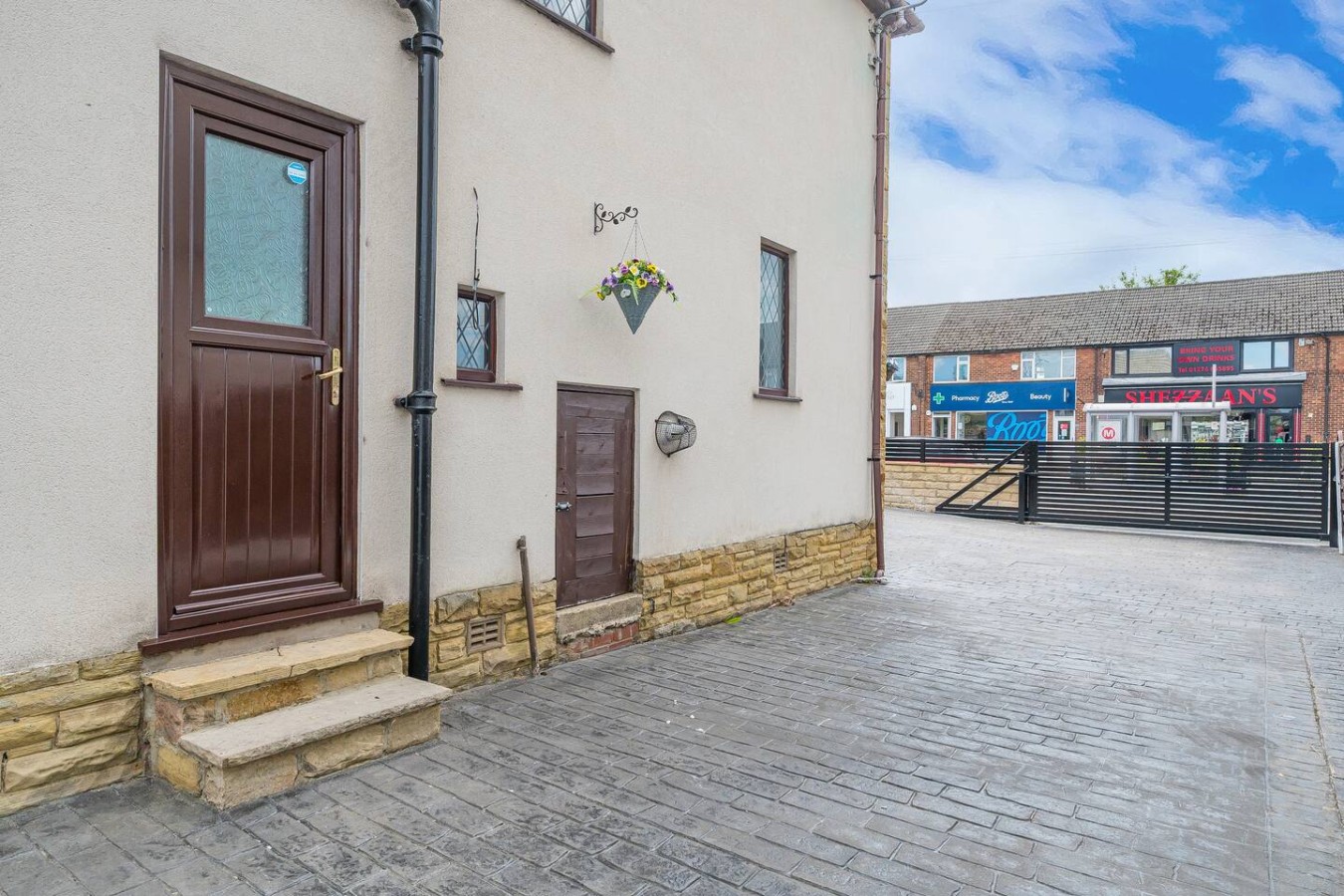 *H59G*- Family Home with Hot Tub & Games Room in 59 Galloway Lane - Property image 62 - VivreStays