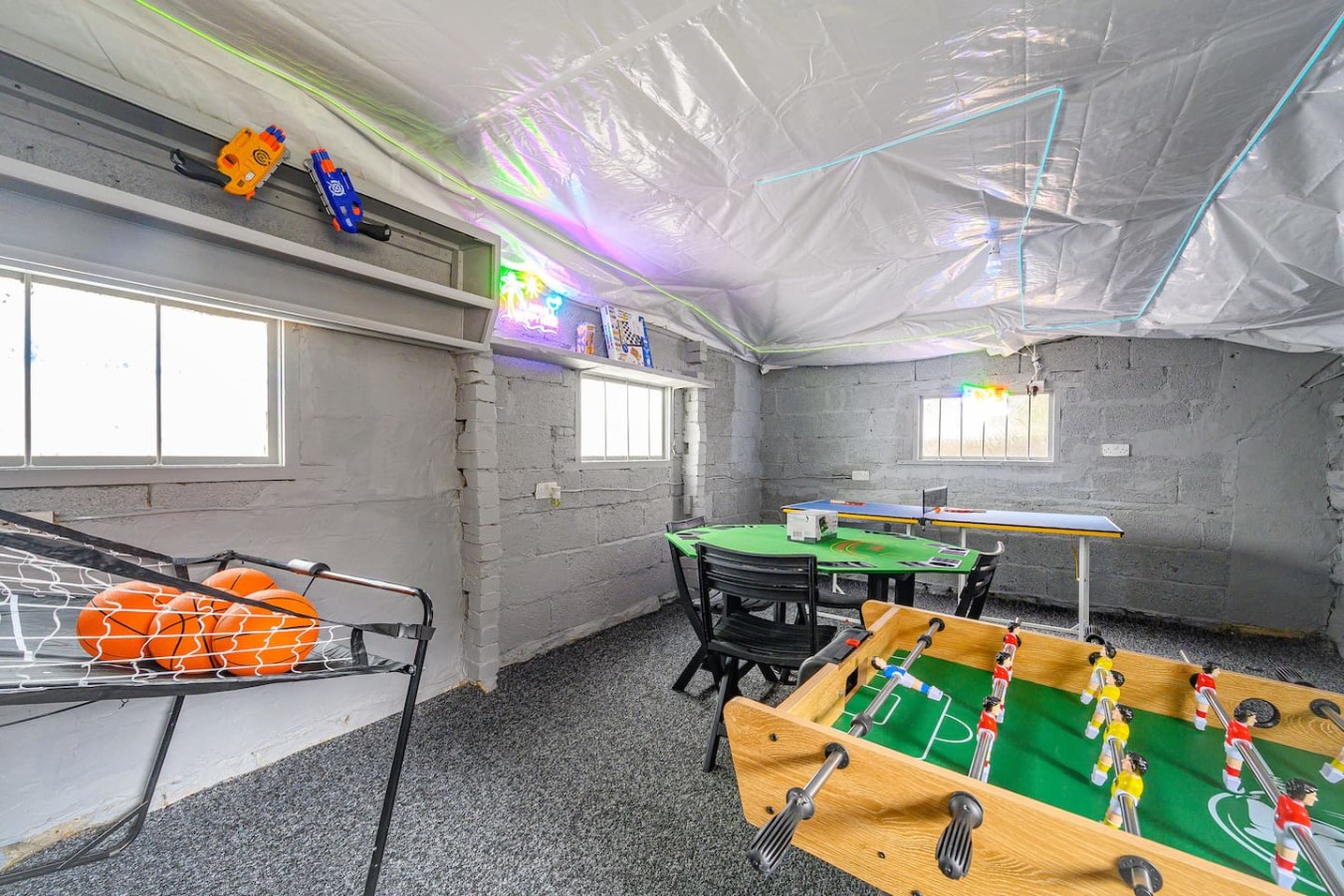 *H59G*- Family Home with Hot Tub & Games Room in 59 Galloway Lane - Property image 61 - VivreStays