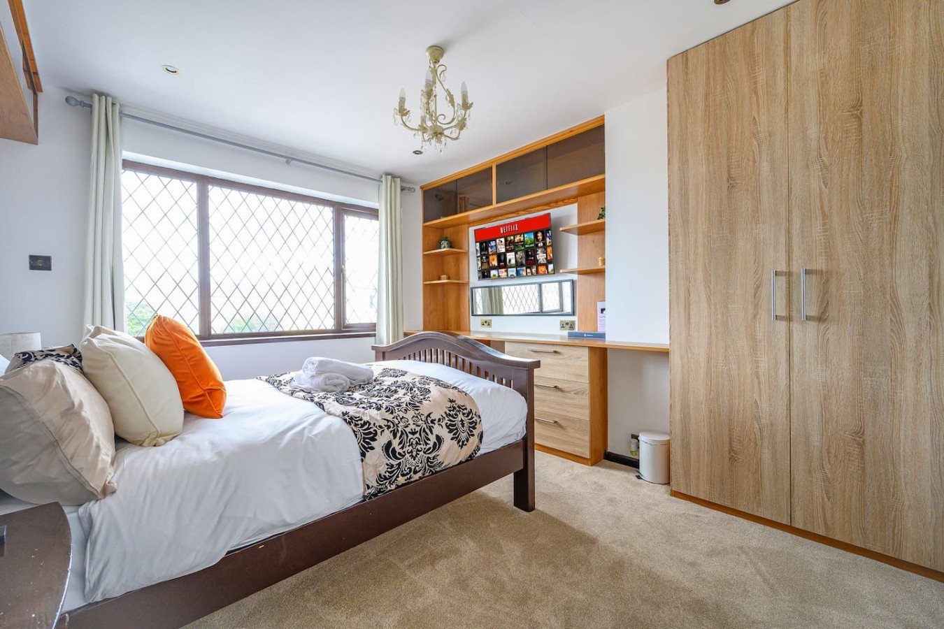 *H59G*- Family Home with Hot Tub & Games Room in 59 Galloway Lane - Property image 6 - VivreStays
