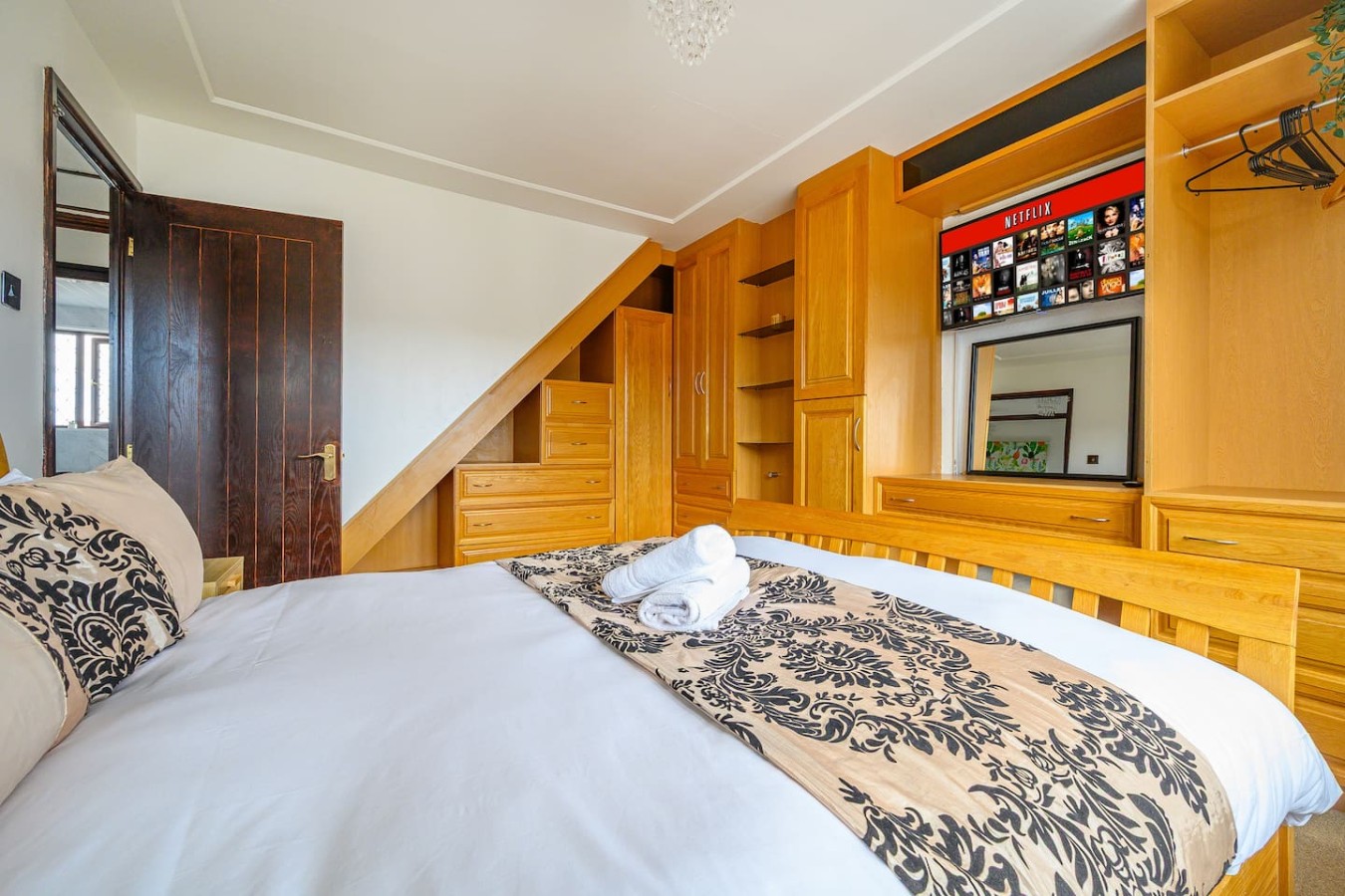 *H59G*- Family Home with Hot Tub & Games Room in 59 Galloway Lane - Property image 27 - VivreStays