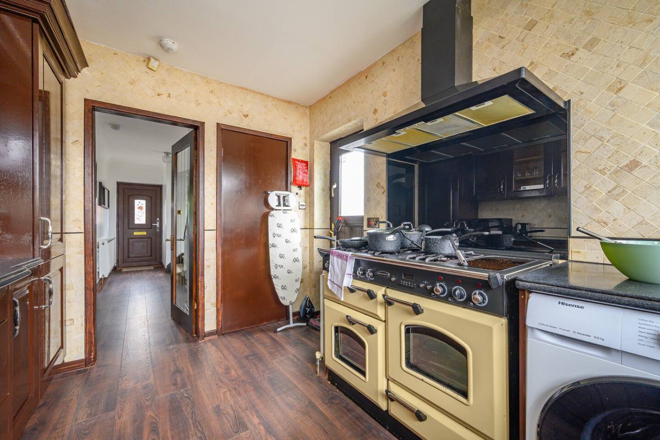 *H59G*- Family Home with Hot Tub & Games Room in 59 Galloway Lane - Property image 50 - VivreStays