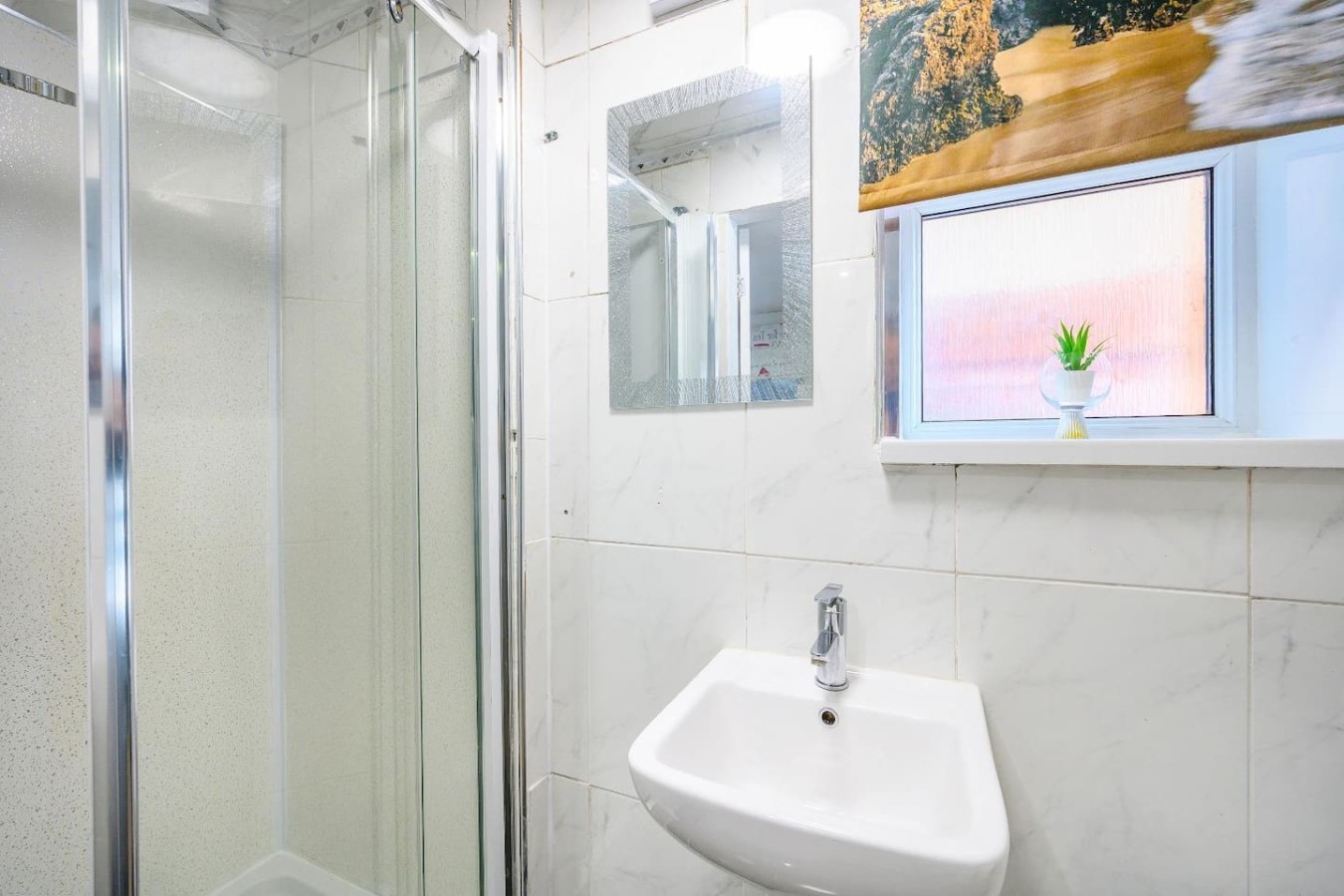 *17b* - For Your Stay with Private Gated Parking in 17 Fountain Street - Property image 4 - VivreStays