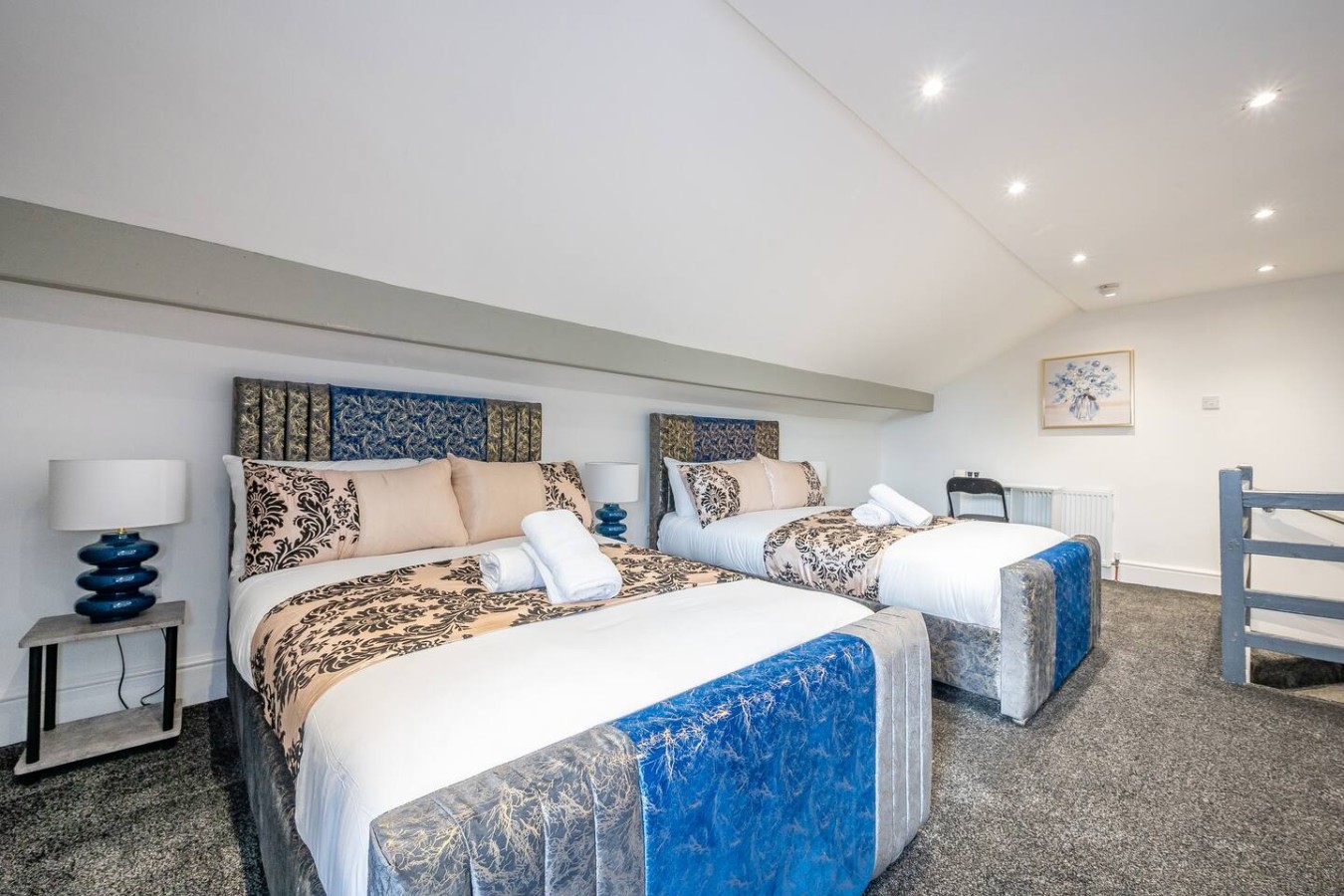 10W - For your Most Relaxed & cosy Stay in 12 Woodview Street - Property image 10 - VivreStays