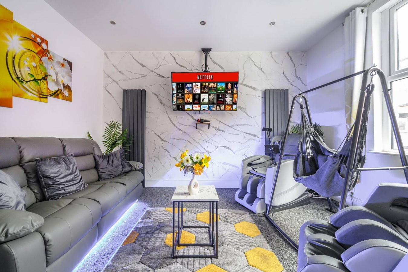 10W - For your Most Relaxed & cosy Stay in 12 Woodview Street - Property image 36 - VivreStays