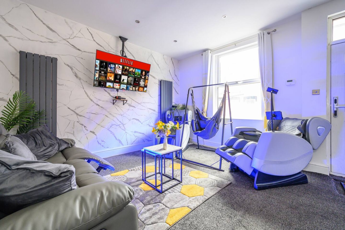 10W - For your Most Relaxed & cosy Stay in 12 Woodview Street - Property image 34 - VivreStays