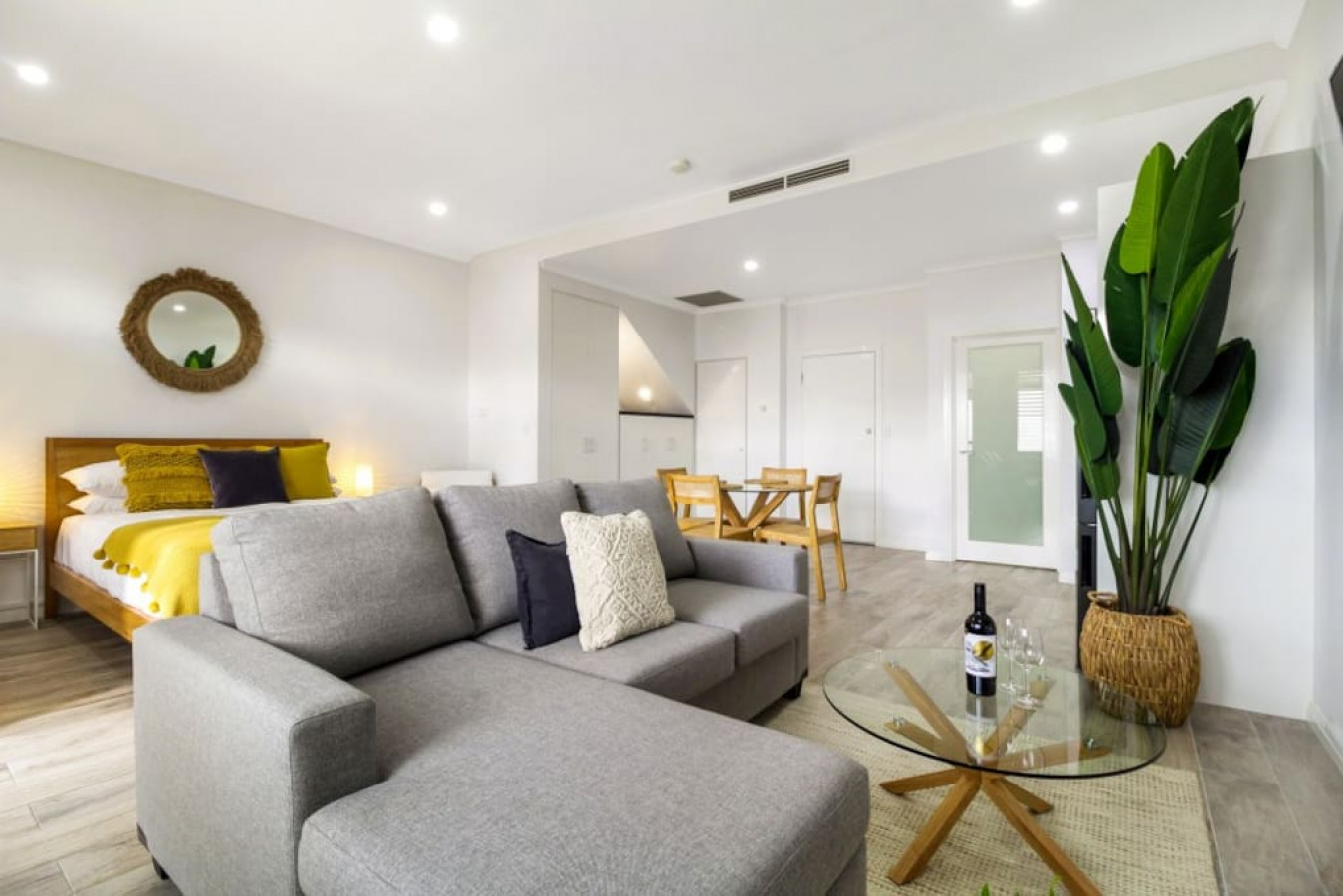 Studio on Port Melbourne Beach