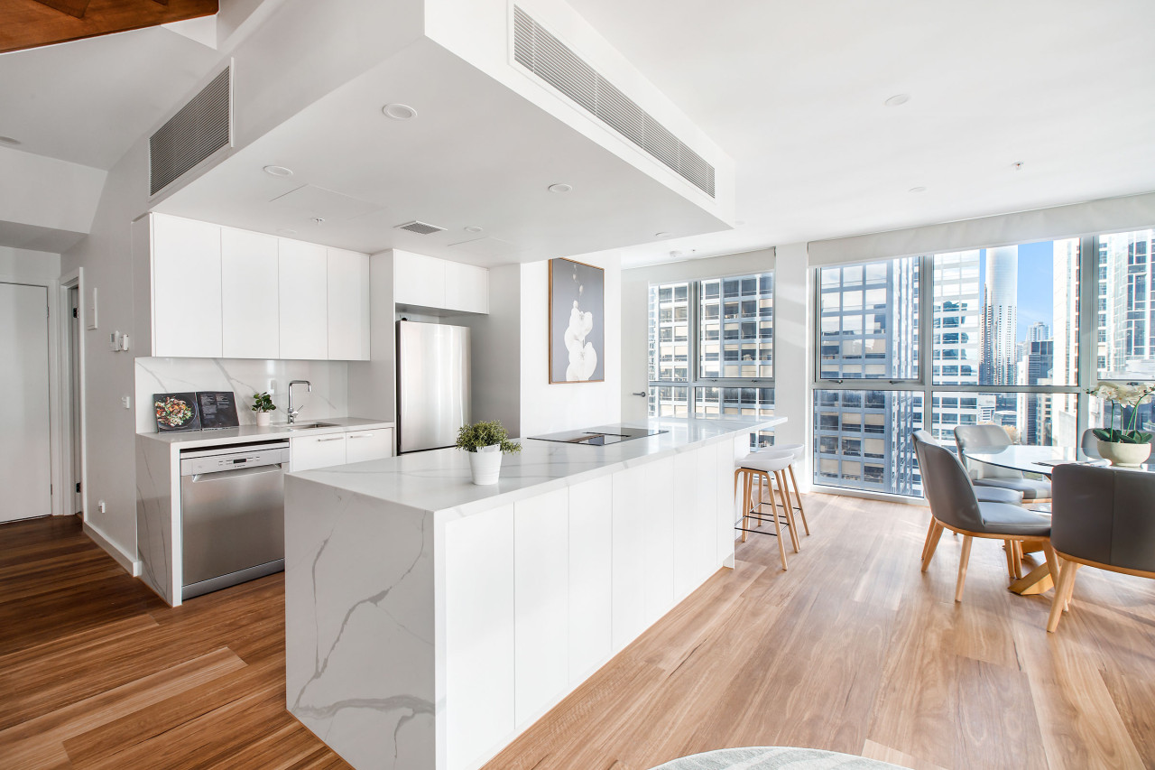 Iconic 4BR Penthouse on William, Melbourne CBD