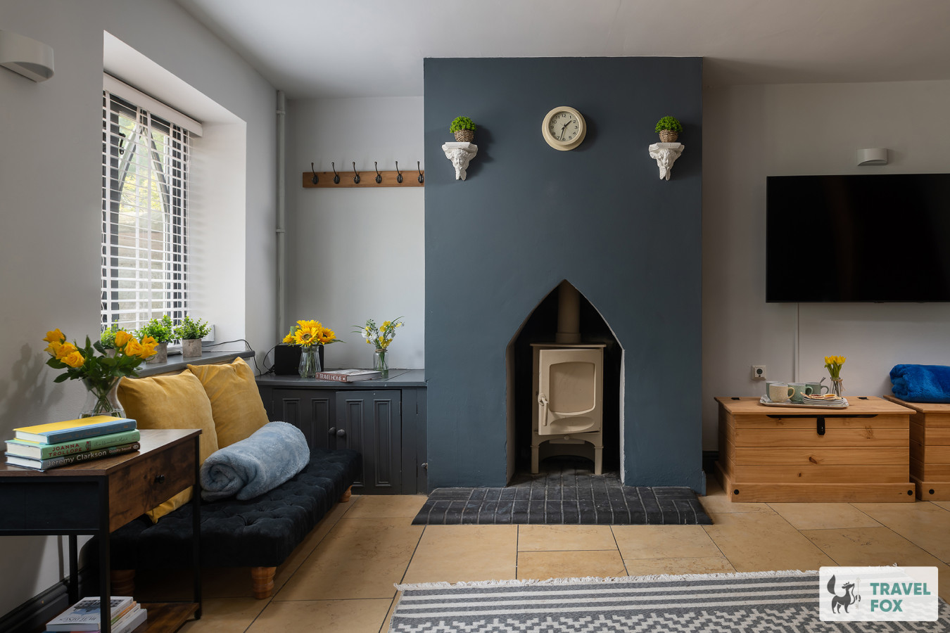 Angel Cottage - 5 mins drive to Alton Towers! - Photo 4