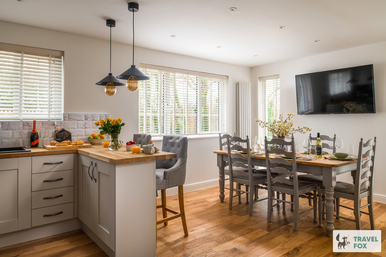 Katie's Cottage & Hot Tub - Snowdon 20mins drive - Photo 3