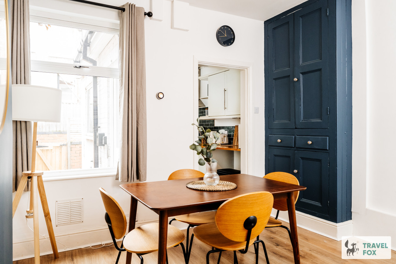 Alice's Central Stay: Parking + Motor Point Arena - Photo 2