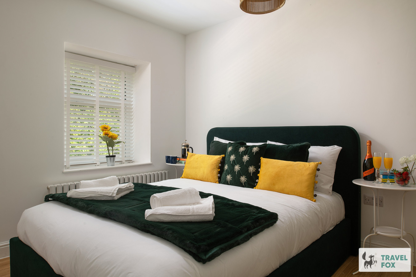 Orchard Cottage and Hot Tubs - Photo 4