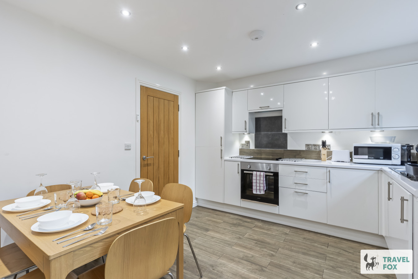 Lisa's House Leek: 20mins Alton Towers - Photo 4