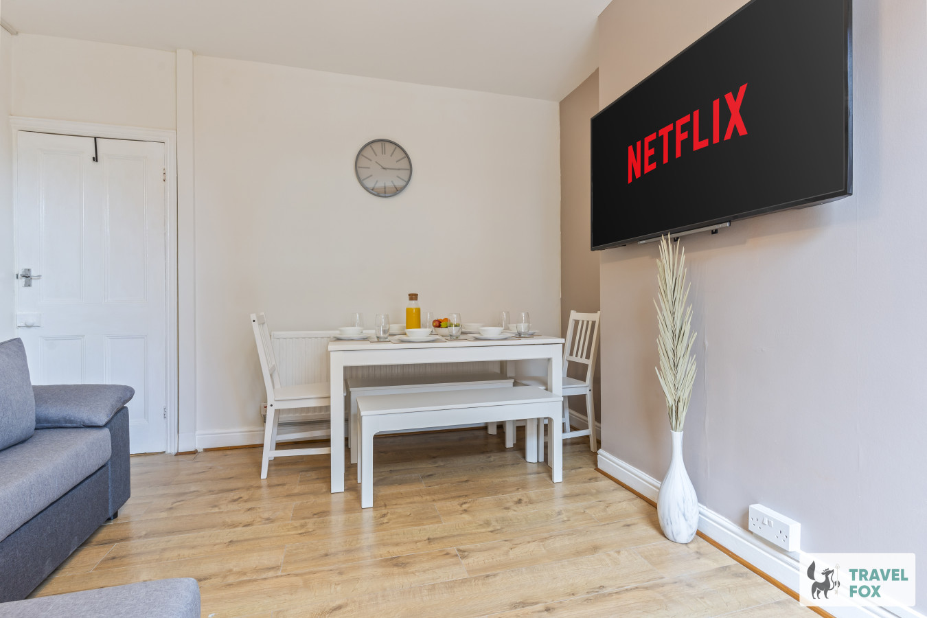 Kat's Central Home + Parking - Photo 4