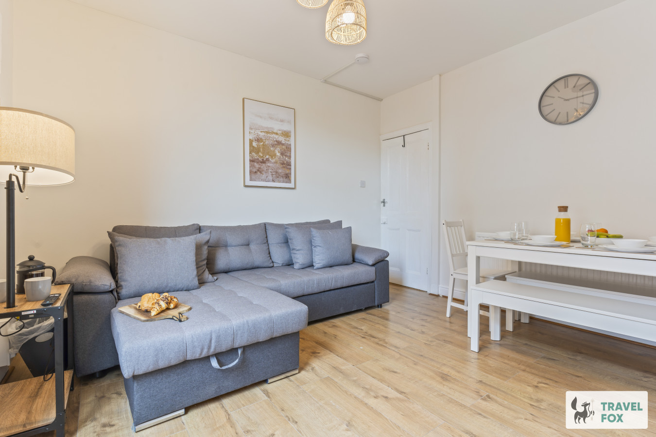 Kat's Central Home + Parking - Photo 3