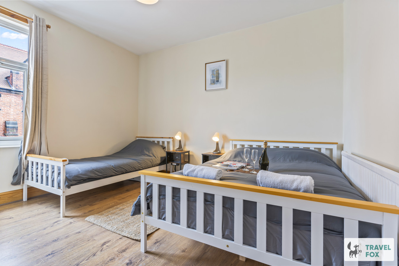 Kat's Central Home + Parking - Photo 2