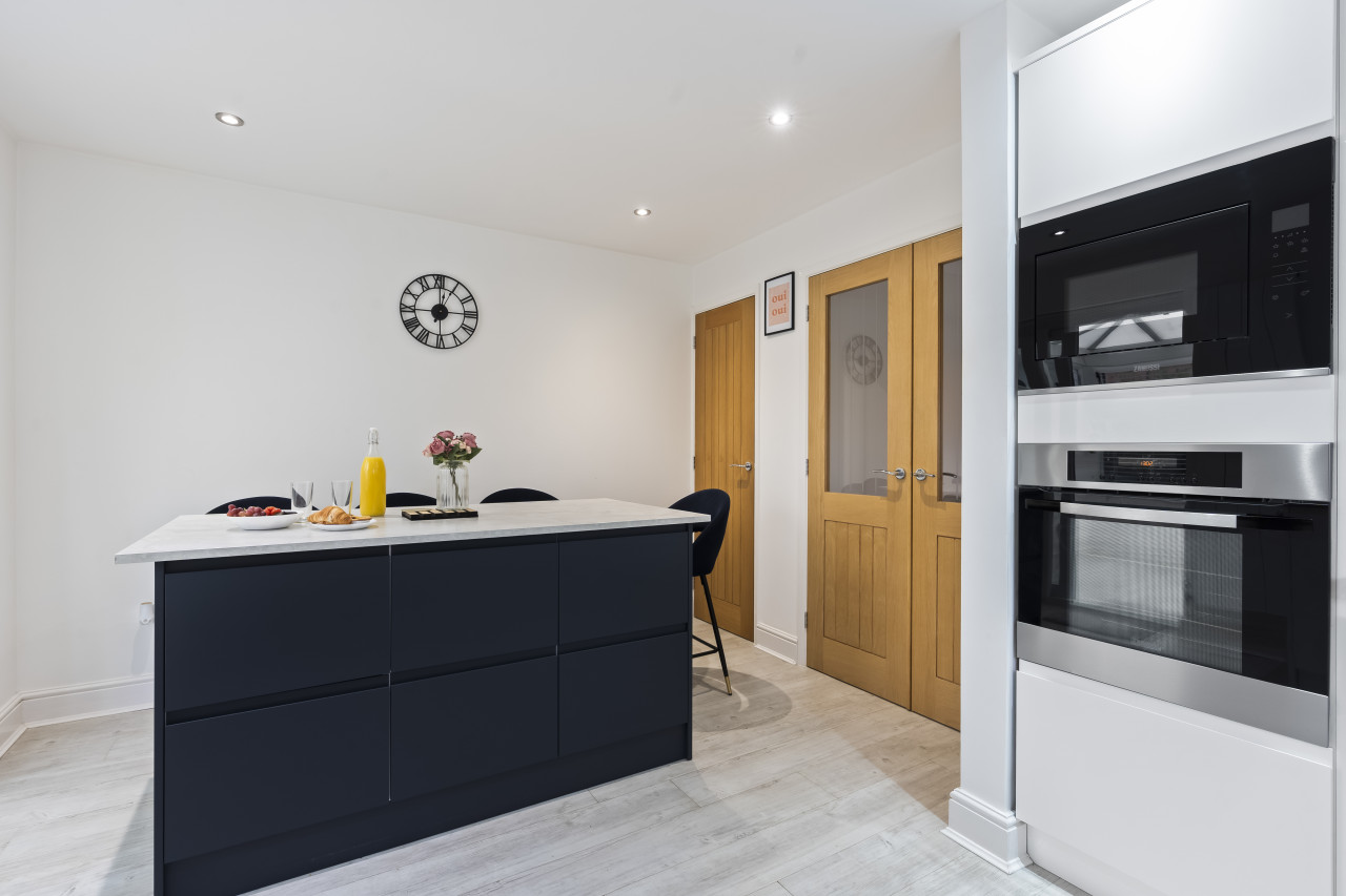 Tilly's Townhouse with Parking