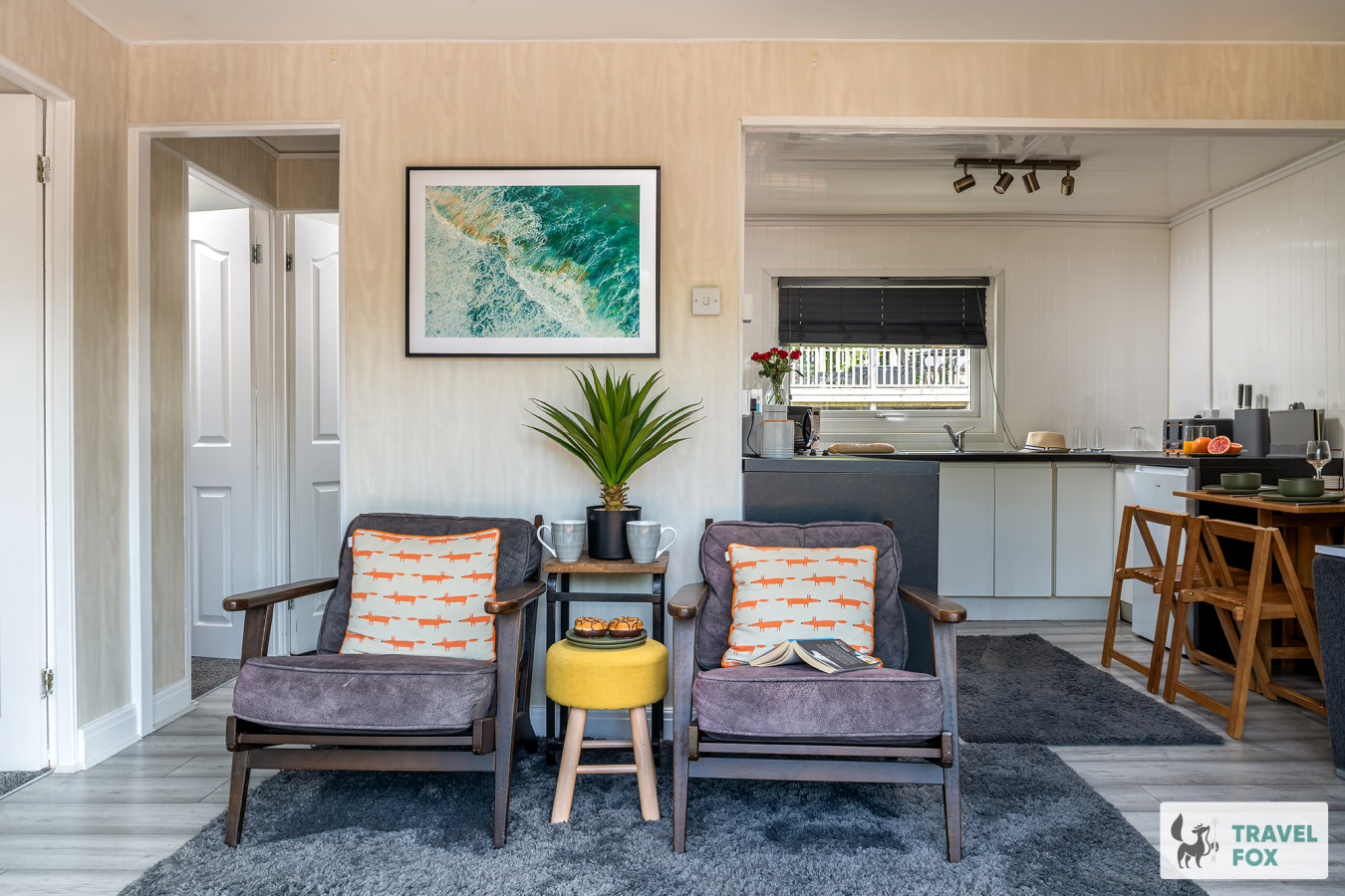 Lakeside Lodge - Photo 3