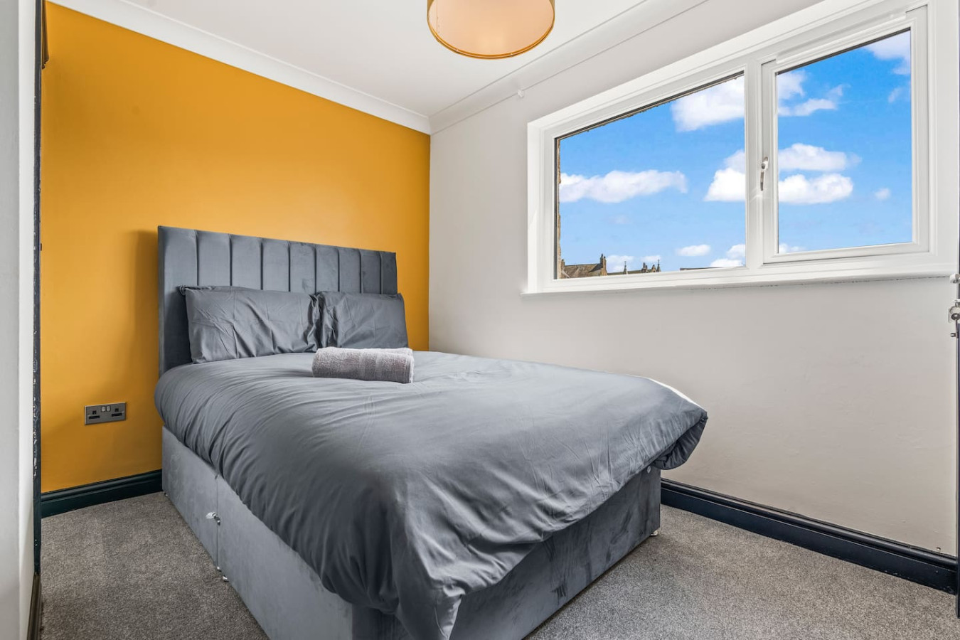 Eden View Treehouse Room - Main Photo