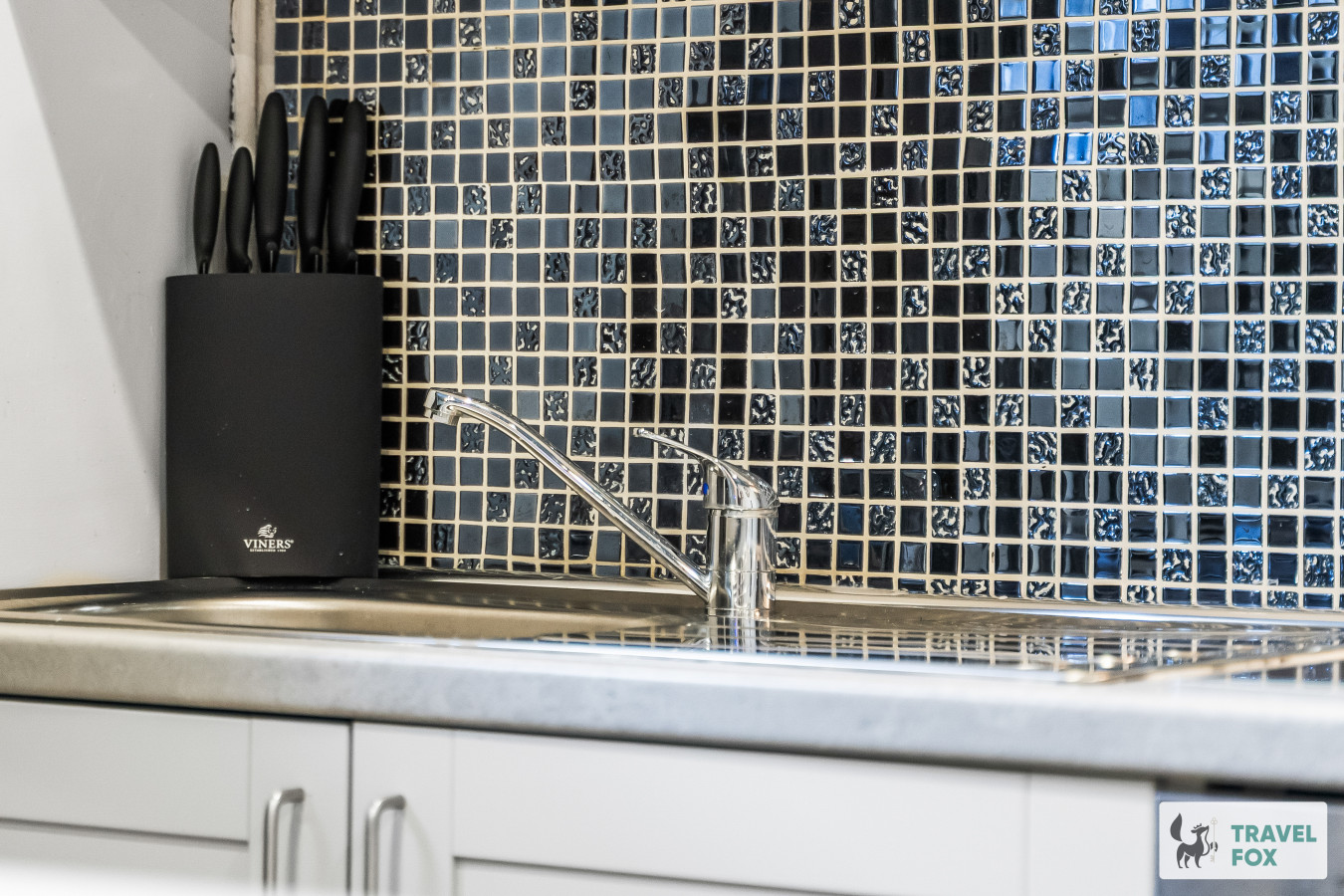 Bella's Lodge - Photo 4