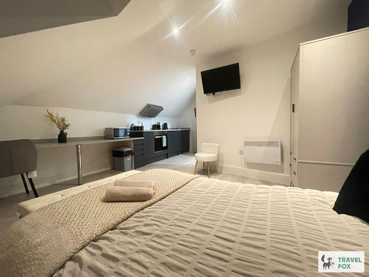 Dojo House - Studio 37 - Photo 2